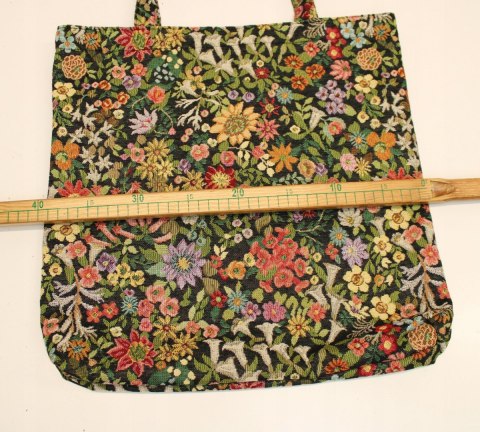 Torba gobelinowa gruba na zakupy 40x38cm czarna drobne kwiatki bawełna 40% Torba gobelinowa gruba na zakupy 40x38cm czarna drobne kwiatki bawełna 40%