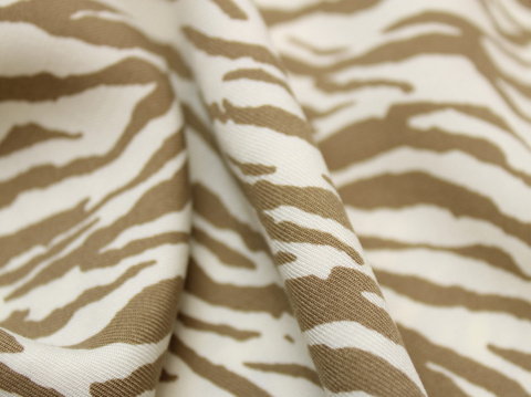Tkanina wiskoza zebra kremowo-beżowa Tkanina wiskoza zebra kremowo-beżowa