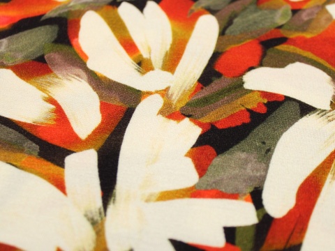 Dzianina wiskozowa wzor liście mazy pomarańczowe khaki oliwka