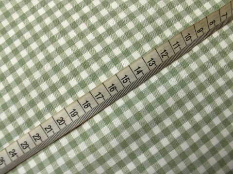 tkanina w krateczkę z bawełną kratka biała szałwia szer. 280
