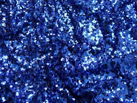 Materiał cekinowy cekiny na tiulu niebieskie szafir