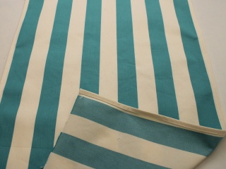 Tkanina na leżak pasy niebieskie szer. 44 cm