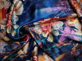 SATYNA JEDWABNA WZÓR KWIATY NA GRANACIE