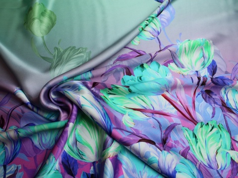 satyna jedwabna wzór szlak kwiatowy border mięta fiolet jedwab naturalny 100%