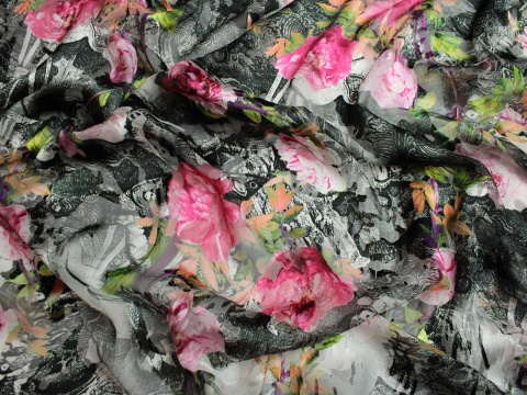 szyfon jedwabny devore wzór kwiaty czarno różowe