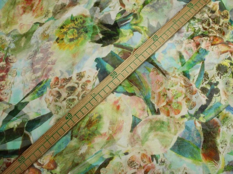 szyfon jedwabny kwiaty zieleń jedwab naturalny 100%