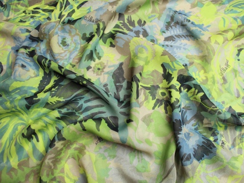 szyfon jedwabny wzór kwiaty limonka niebieskie jedwab naturalny 100%