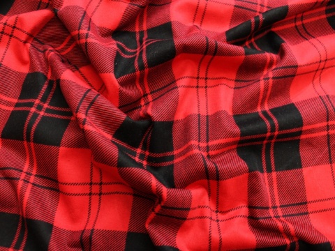 tkanina flanela bawelniana poscielowa na metry krata czerwono czarna