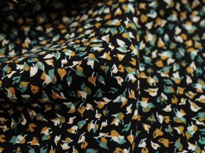 TKANINA WISKOZA WZÓR LISTKI NA CZARNYM