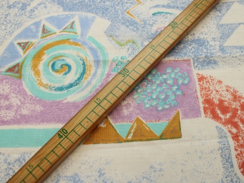 materiał na leżak tkanina leżakowa wzór geometryczny pastelowy szerokość 44 cm len 100%